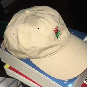 Tan rose design hat